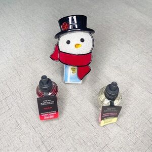 Bath & Body Works Snowman Light Up Plug in Wallflower Night Light & 2 Refills